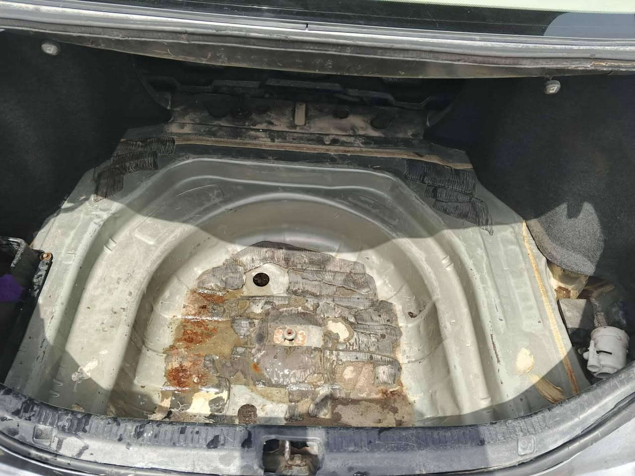 يالله للبيع او مراوس بيكم دبل قمارة كامري موديل ٢٠٠٧بسمي شرط تحويل كير محرك صدر تبرد مصبوغة حزام ولقمارة كلير ضررهة با جامرلغ الأمامي جهة اليمين بخشمة بدون دواخل والخلفي نفس الشي بدون دواخل عارضهة ٨٥وبيهة مجال مكاني ديالى بعقوبة ***********
