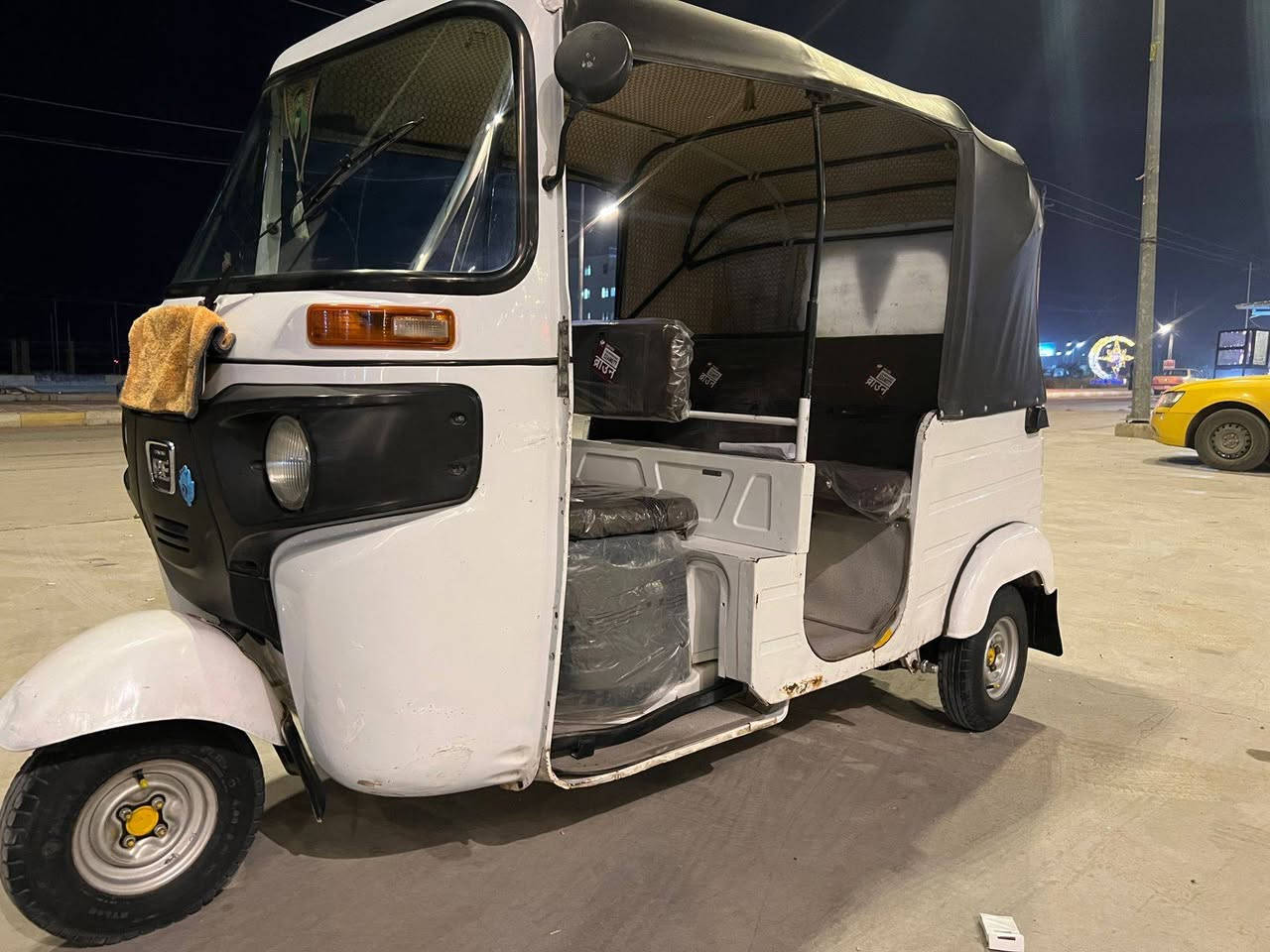 سلام عليكم تكتك 20 رقم واسط انكليزي تكتك كفاله مكفوله من الصبق والمعجون دوس بلاديه
تكتك كلها بلاديه مكينه خير من الله
تخم تاير جبلي جديد كهربيات شغاله وبلاديه
تكتك جاهزه علا خير حبايه مكاني كوت
موشراي عبر المنشور فدوه اروحلك
*********** الخاص مغلق
