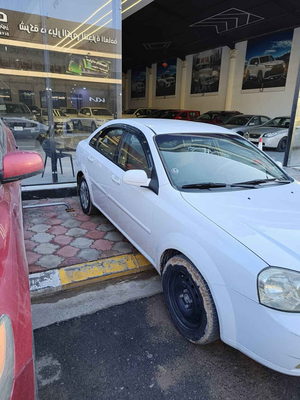 اوبترا للبيع 2010كير مال كصة جديد ضررها داير بارد او باب السايق بارد بي شي قليل  وبيها بارد بالصندوك 88السعر *********** بدون دواخل
