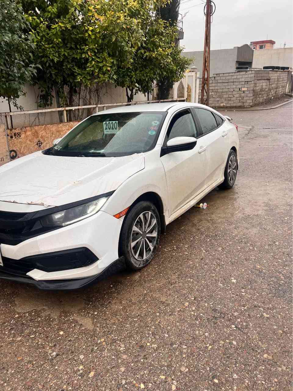 هوندا سيفيك ياباني 130$
تحديل سورحة
گير تةماتيك 
شاشة گةورة
گيج ئةلكتروني 
رادار 
كاميرة 
بريك بةسمة 
ئوتو هولد 
جوار پارجةو نيوي هية من بة 5 پارجة دي فروشم 
پيشو پشتي كةبسة  بةرةشوت تنيا شاني لاي سكن سيستةمة  ئةوندي هيج نةتةقيون 
وتس ئةپ *********** أربيل, العراق
