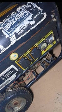 مولده للبيع تشغل 15 امبير السعر 120 للاستفسار علئ 07723276813