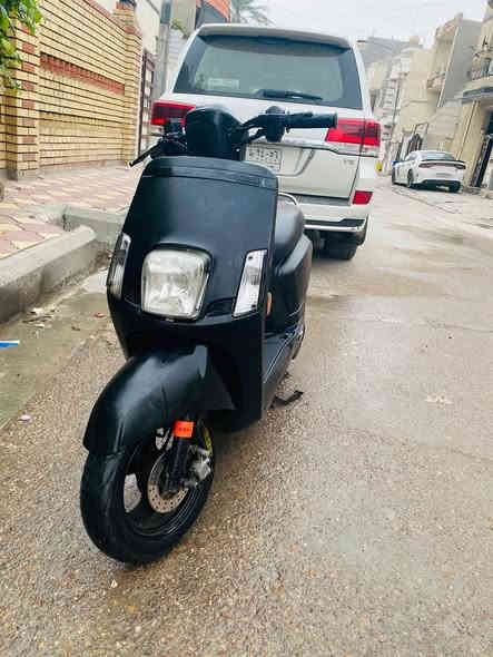 السلام عليكم الدراجه للبيع رمبه صارله شهر نازله من الرمبه الدراجه شوفت عينك مكاني بغداد الاعطيفيه السعر 950الرقم ***********
