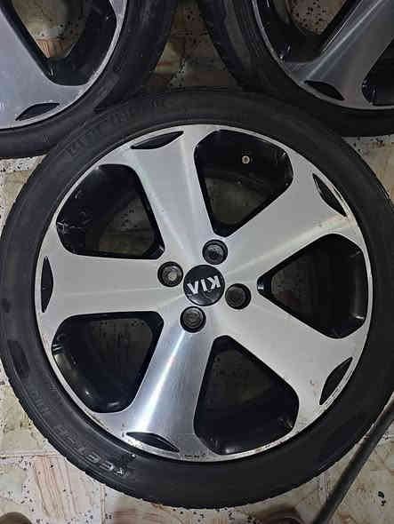 خمسه ويل كروم كوري الاصلي ابو الختم حجم 17شرط الفحص بلبلنص لاعواج ولاتصليح فول نضافه يرهم كيه ريو أو اكسنت مع تخم تاير حجم 17.45.215نضافه 70بلميه بيع او مراوس السعر 250مكاني نجف مكتب الرشيد ***********
