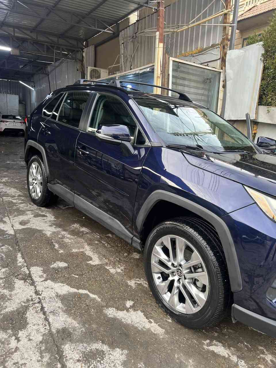 للبيع راف فور نيلي ميتاليك موديل ٢٠٢٤
بنزين محرك ٢٥٠٠ ٤ سلندر
‎رقم بغداد 
‎٢٩٧٠٠ كم قابل للزيادة
‎سلايد
‎ راكات قمارة
‎رادار امامي خلفي ونقاط عمياء
‎كاميرا الوسطية كاديلاك وتقلب عادي
‎ويل ١٩
‎إطفاء ذاتي عند الوقوف 
‎كشتات جلد 
‎شاشة كبيرة لمس
‎كروس سرعة رادار وكروس عادي
‎كشن السايق كهرباء
‎صندوق كهرباء
‎سايد بريك كهرباء
‎اوتو هولد
‎لايتات زينون والبگلايت لد
‎بلوجكترات زينون
‎كشن السايق ميموري
‎سستم JBL
‎حساس تايرات
‎جام كلة اوتو
‎٣ وضعيات قيادة
‎بصمة وتشغيل عن بعد
‎تدفئة كشنات وستيرن
‎تبريد مناخين وتبريد خلفي
‎حساسات امامي خلفي
‎كاميرا خلفية دوارة
‎مانع اصطدام امامي وخلفي
‎تنبيه خروج عن المسار
‎ حادث مثل ما مبين بالسونار
‎السعر 23,500 قابل للتفاوض
*********** 
‎متواجد واتساب
