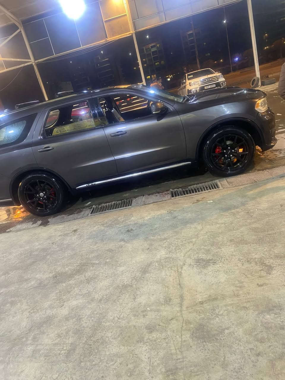 دورنكو 2015 رقم بغداد مشروع وطني
أمريكي تبديل جاملغ وبنيد 6 سلندر 7 راكب 
شاشه كأمره تحكمات كشن كهربائي 
السياره جديده وجاهزه كير ومحرك وحداديه
السعر (180 وبيها مجال 
الشراي يتصل (***********)
