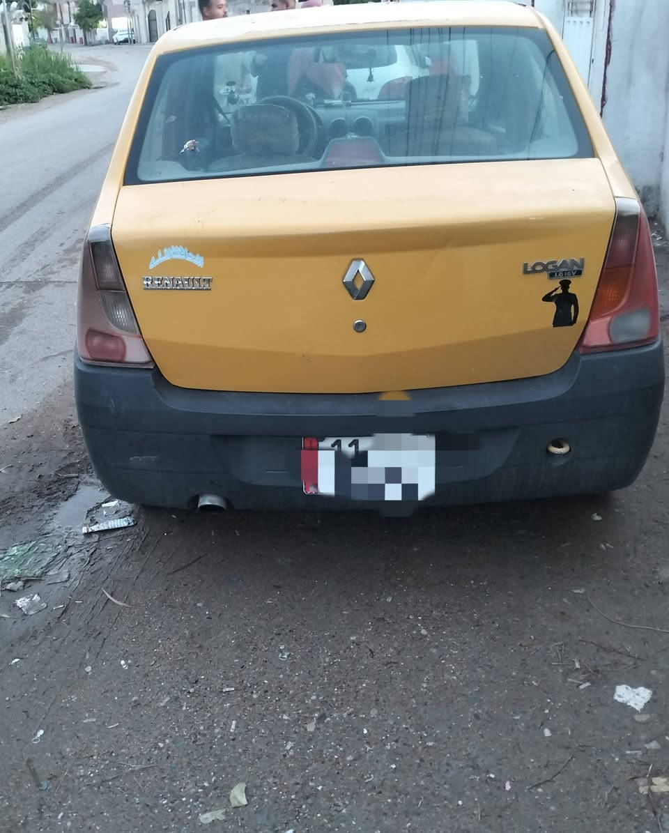 سلام عليكم رينو لوكان 2009 للبيع 33 بيه مجال كير محرك  خير من الله عوزه ترتيب ***********
