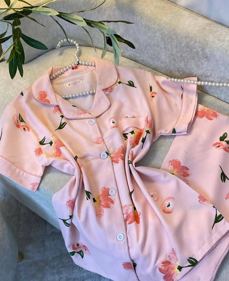 تراك كريشه
قياس (l-xl_2xl_3xl)
سعر القطعه ١٠ 
لياخذهن جمله يدخل خاص باقي نص درزن


**إذا كنت صاحب هذا الإعلان وتريد حذفه لأي سبب، رجاءا أرسل رسالة إلى الدعم الفني**