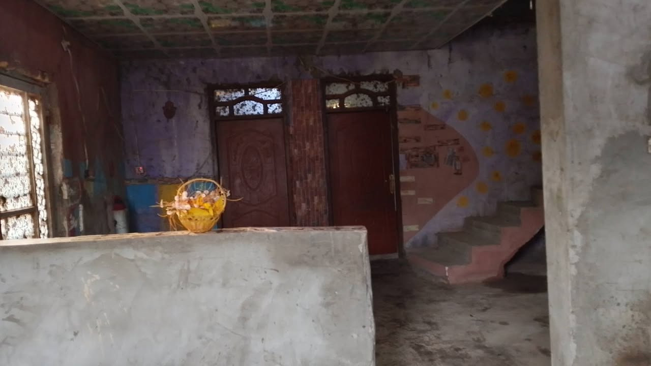 السلام عليكم يوجد بيت في حي الجهاد شارع الزنابرة قريب على التارتان مساحة اكثر من 350 م
مبني غرفتين وهول واستقبال ومطبخ وحمام داخلي وخارجي ويحتوي على حديقة ويحتوي على درج حلزوني 
التفاصيل اكثر خاص


**إذا كنت صاحب هذا الإعلان وتريد حذفه لأي سبب، رجاءا أرسل رسالة إلى الدعم الفني**