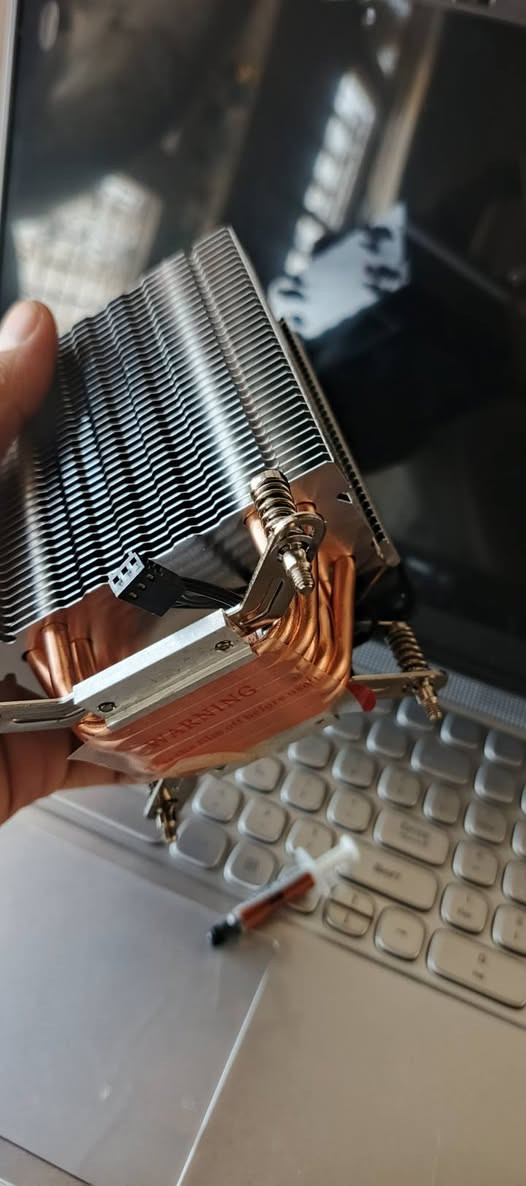 مبرد غازي جديد غير مستخدم السعر 25 الف مكاني بابل
***********
