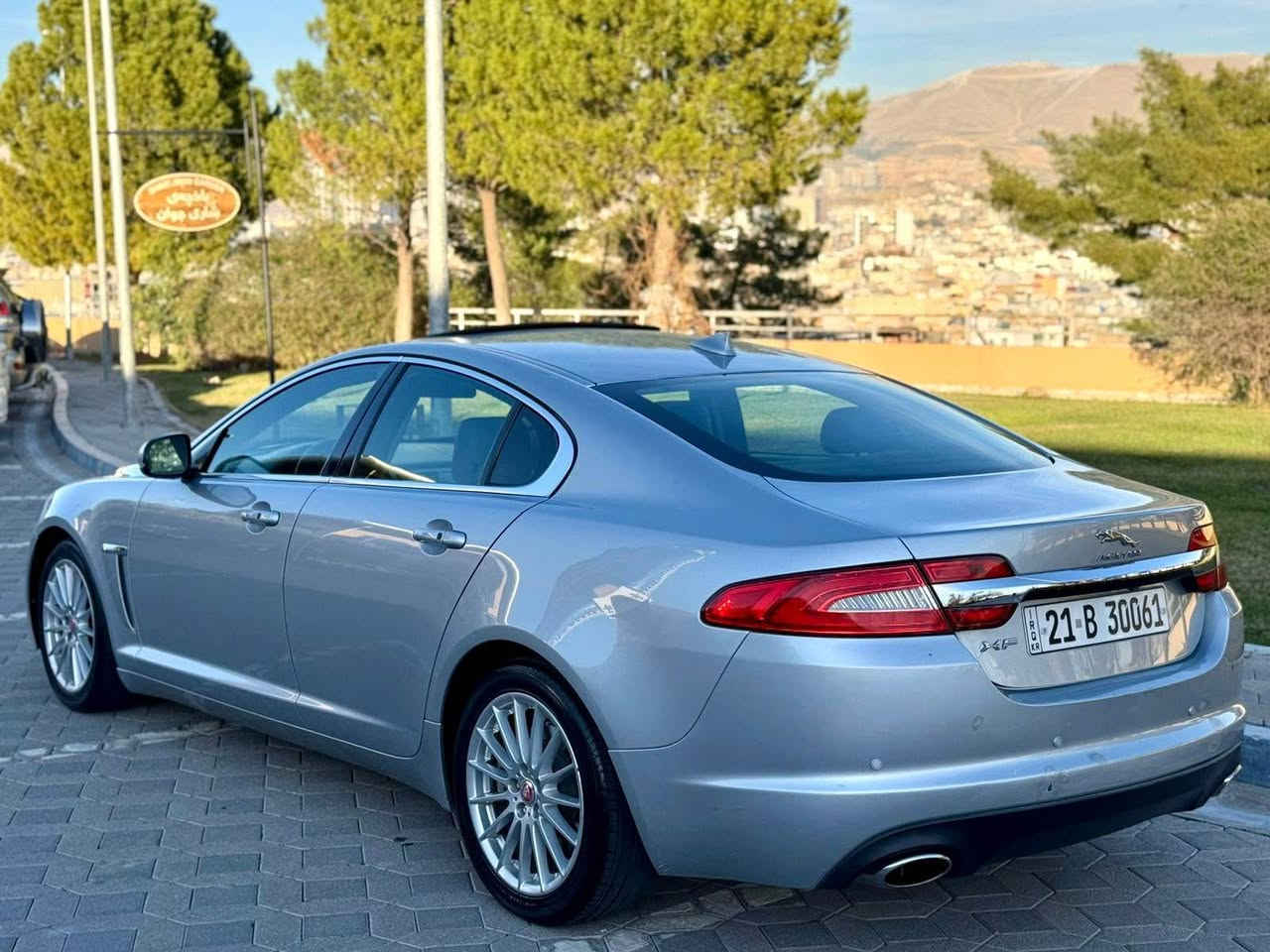 ‏Jaguar xf  2015  ٤ سلندر اقتصادي 

سعرمناسب حيل مناسب ١١٣ مجال

فول فول موصفات 
سلايد
مرايه رادار
امامي خلفي حاسه
شاشه كاميرا
تبريد مركزي
كشن جلد 
كشن هيتر
كشن كاربا
كشن خزن
بريك بصمه
٤ ابواب بصمه
گير ماوس
لايتات عدصه زينون بيلادي

گير محرك بشرت ١٠٠/١٠٠
تبريد تاقم صدر بشرت ١٠٠/١٠٠
صبغ قطعتين صبغ بدون دواغل بدون ارباك بشرت فحص
سنوي رقم جديد حتي ٢٠٢٨ بي اسمي تحويل بشرت

سعر ١١٣ ورقه مجال 

***********
***********

*******************************************
‏Jaguar xf  2015 

فول فول مواسفات
٤ بستون مرغوب
سلايد
رادارى ئاوينە
بيش و دوا حاسه
شاشه و كاميرا
ته بريدى مه ركه زى
كوشن جلدو هيتر
كوشن خزن و كاره با
بريك به صمه
به صمه ى ده ركا
گير ماوس
لايت ليدو زينون بيلادى
گيرو مه كينه و ته بريد تاقم بيشى به شه رت بى نوقسانيه به شه رتى فه حص
دوو بارجه ى بو ياغه بى ناوكرتن بى ارباك به شه رتى سونه ر 
سه نه وى ره قه مى تازه يه تا ٢٠٢٨ به ناو خومه وه يه ته حويل به شه رت 

سعرى ١١٣ معامه له

***********
*********** السليمانية, العراق
