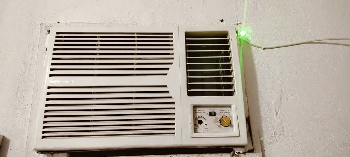 السلام عليكم عرض بيت للبيع
1 ديوان 14 مقعد 125
2 طباخ فريش مصري ب 210 
3 مكيف ميديا طنين 160
4 غساله 12 كيلو ب 75
5 بريمزات زوج 90 
بغداد الامين الثانيه خلف السده 
***********

