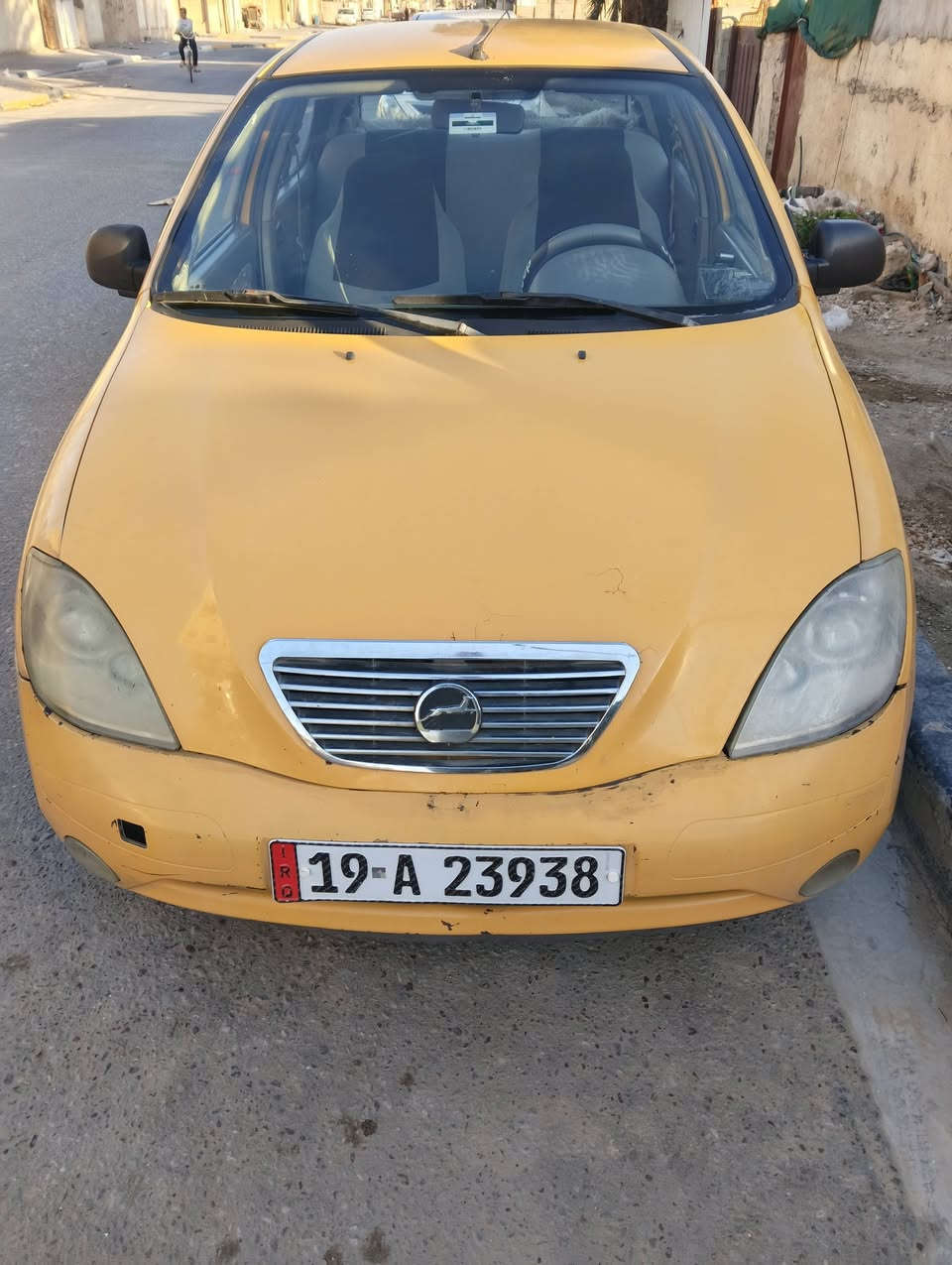 سلام عليكم طيبه موديل2016 بنيد وجاملغ خلفي جهت  السائق مكينه وكير مكفولات   السعر 37 وبيهه مجال قليل رقم ***********  العنوان كربلاء حي النصر
