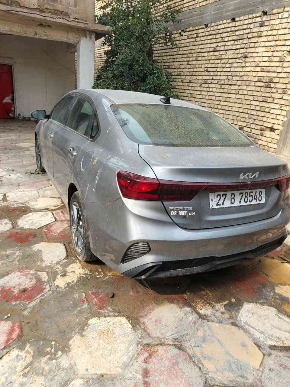 فورتي موديل 2024 معوقين ذي قار راعيها ولد شاب فول مواصفات ماعدا الفتحه ماشيه 20 زيرو حادثها جاملغ وبنيد نفسهن مصلحات  بدون تبديل وبقية السياره  مكفوله كفاله طخم تأير كارتون وحداديه شركه وتبريد ثلج  السعر 145 وبيها مجال مكانها ناصريه  للاستفسار @***********
