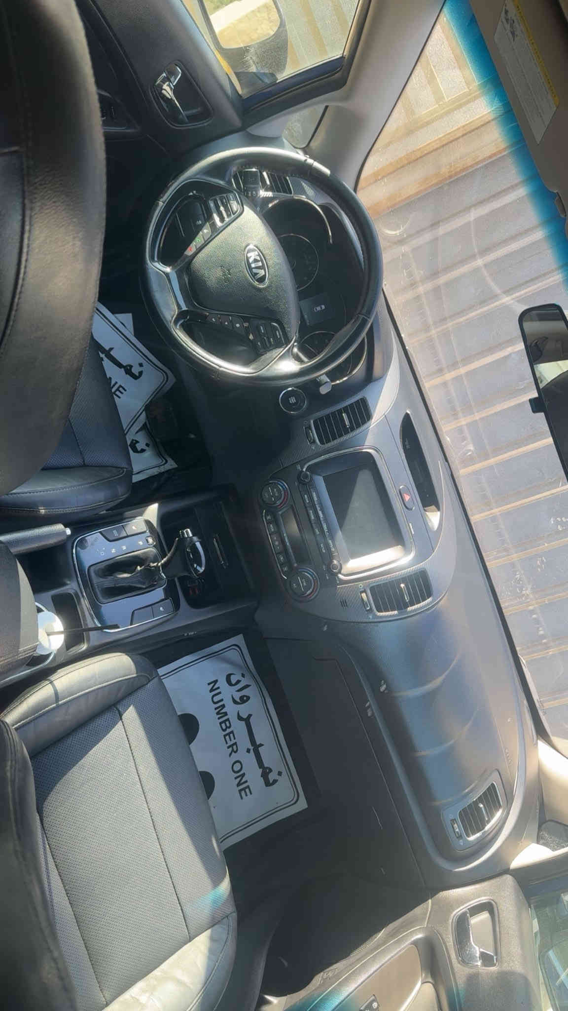 فورتي 2017 
محرك2000 دوش
-اقرأ الملاحضة-
رقم بغداد وارد امريكي
فول مواصفات عدى فتحة سقف 
تحكم ستيرن 
تدفئة كشنات
بصمه ابواب
فتح صندوگ عن بعد
قطعتين تبريد
اشاير مري
مانع انزلاق
كاميرا خلفيه
شاشة كار بلي
مري شفط
مثبت سرعه
3 انضمه قياده 
⭕️ملاحضه السياره مجفته فقط كازكيت 
تجي وتشوفها 
مصبوغه حزام ومبدله باب سونارها موجود
السعر 95 وبيها مجال بسيط 
مكان السياره بغداد الاتصال ***********
