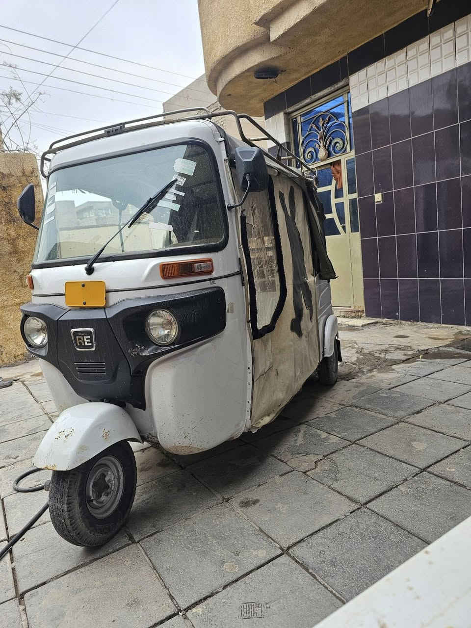 تكتك 2022 للبيع #رقم_انكليزي
التكتك منزلها #رمبة بيدي وهذا رابط الفيديو.👇
https://youtu.be/5NqeF_3avH8?si=oNvRNtcFCiluYPVe
التكتك كامت قبل راس السنة بيومين و #جفتتها يم مصطفى بالباوية.

#التكتك_مكفولة من الصبغ والحادث واللغد والمحرك.
سعرها 9مليون وبيها مجال. 

نواقصها ⚠️
بيها خياسات بسيطة 
بك لايت 
بواري وچادر 
صليب امامي 
عنبار بريك تك تاير خلفي 

#مكان_التكتك المعامل/ الباوية/ شارع جامع الزهراء/ قرب اسواق مشمشة.

تواصل واتساب ***********
الشراي و الموشراي  عالراسي كل التفاصيل مذكورة 
لان ما متواجد بالبيت فقط اتصال.
