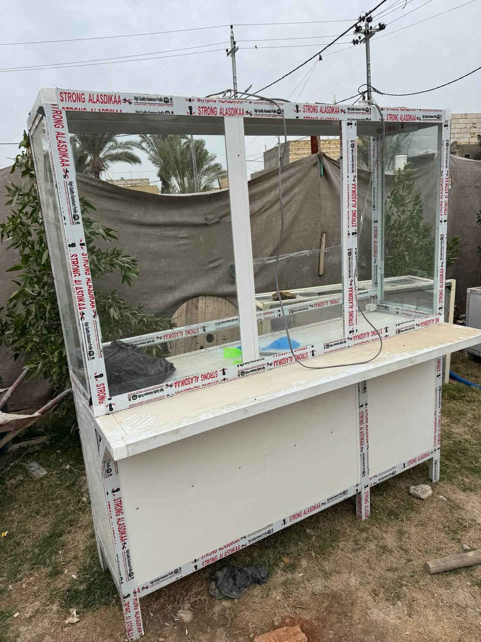 غراض كافتريا للبيع استفسار ع رقم ***********
