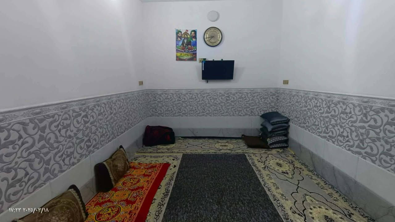 بيت 100 متر بالنداء منطقة ال54 
مكان مميز قريب من شارع كربلاء 
طابقين 
الارضي
استقبال وصالة كبيرة ومطبخ ومجموعتين صحية
الطابق الاول
غرفتين وصالة وحمام
لمعرفة السعر علق برقم 1
نستقبل جميع العروض لعرضها بصفحتنا مع تصوير مجاني ايضاً 

لباقي التفاصيل يرجى زيارة المكتب 
او الاتصال بالارقام التالية واتساب حصرا
 ***********
 *********** 
عنوان المكتب #حي_الغري_شارع_مجمع_العين 
مقابل #حسينية_الإمام_علي_ع 
#عقارات_النجف_مكتب_دار_الأمان_للعقار .
