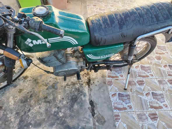 سلام عايكم دراجه امرقمه ٨٢ لبيع تحويل ***********
