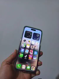 آيفون ١٤ برو ماكس • مفتوح شرق اوسط • نضيف