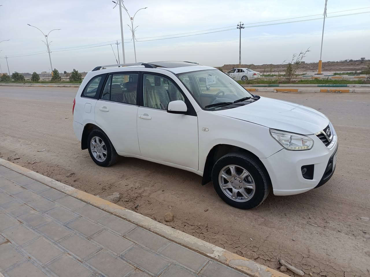 السلام عليكم تيو 13مكفوله من الضربه والتبديل بيهه رشات صبغ اثر اخياس محرك وكير وحداديه خير من الله تبريد وتدفئه رقم قادسيه مشروع وطني السعر 50وبيهه شويه مجال العنوان الشطره ***********
