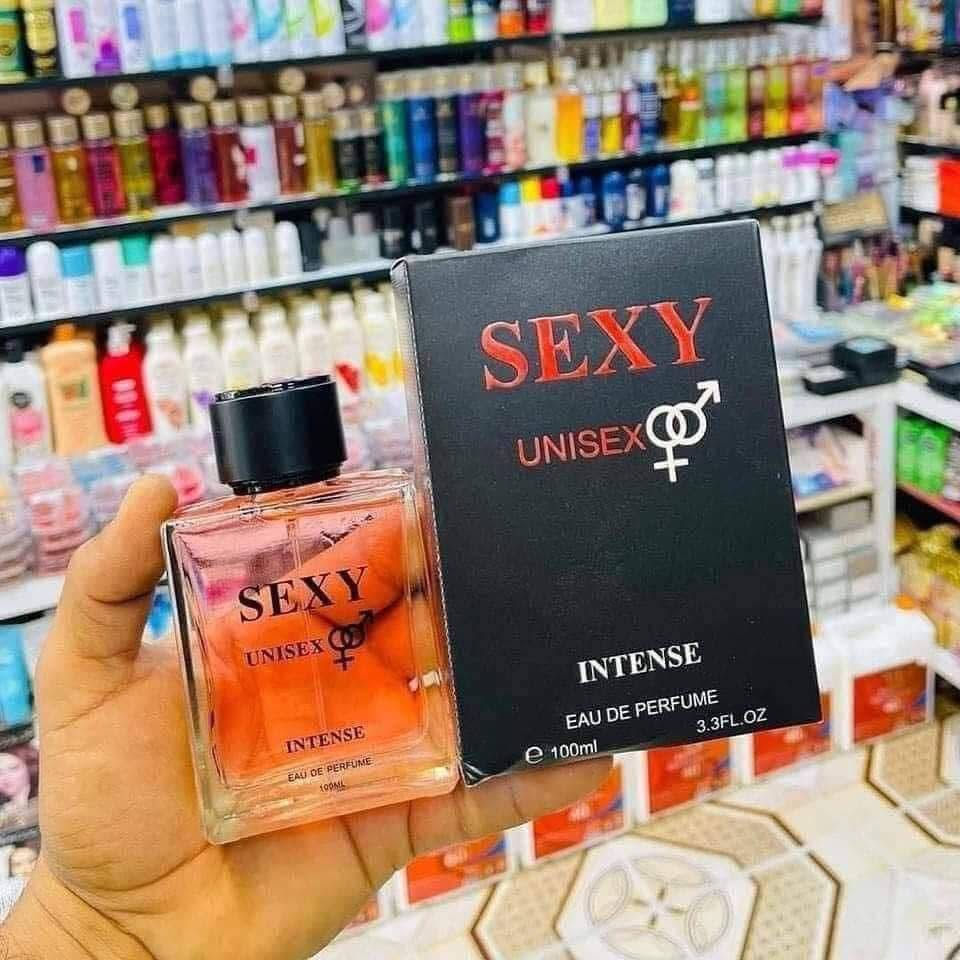 عطر SEXY INTENSE الفرنسي الرجالي 🇫🇷 .
عطر الاثارة سكسي انتينس 🔥❤️

Sexy intense unisex 🔞
الرومانسية والجاذبية يجمع بين الإثارة والانتعاش ❤️

برائحة الكوكونات 🥥 الچوكليت 🍫 الفانيلا ، وروعة الفواكه التوت والفراولة 🍓

الجاذبية لها مفعول السحر على الجميع، فما بالك إذا كنت ترتدي عطراً جذاباً يأسر كل من حولك بمجرد وصولك إلى المكان، بالتأكيد شعور رائع يجعلك مميزة ومختلفة عن الجميع .

رائحة هذا العطر كافية لأن تغريك لتجربة ولو لمرة واحدة في العمر
عطر سكسي كالانسجام الدافئ لأشعه الشمس بين طيات الربيع الخلابه
فإن عطر sexy مخصص لتلك السيده المتميزة و السيد الراقي.
سيدتي مع هذا العطر ستأسر الانفاس بفضل عطره الخلاب الذي يغمر محيطك. 
من اشهر العطور الفرنسية sexy ♥️
صنع في فرنسا 🇫🇷🇫🇷 اصلي 💯 
🚘 يوجد خدمة توصيل لجميع محافظات العراق


**إذا كنت صاحب هذا الإعلان وتريد حذفه لأي سبب، رجاءا أرسل رسالة إلى الدعم الفني**
