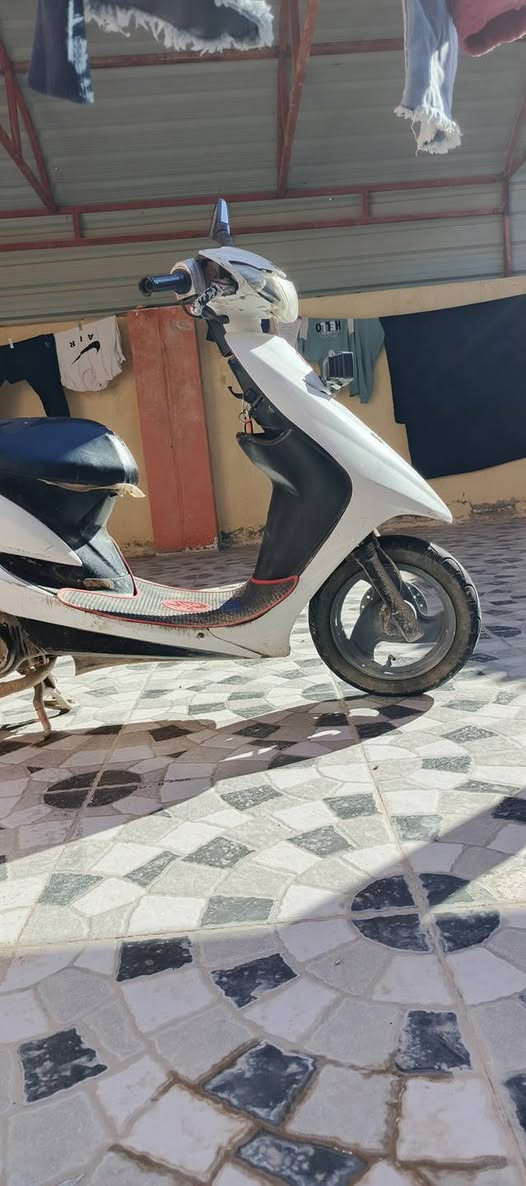 ماطور عصفوريه60 للبيع نضيفه اقتصاديه كلش حلوه 🔥سعره 250
رقم الهاتف؛***********
