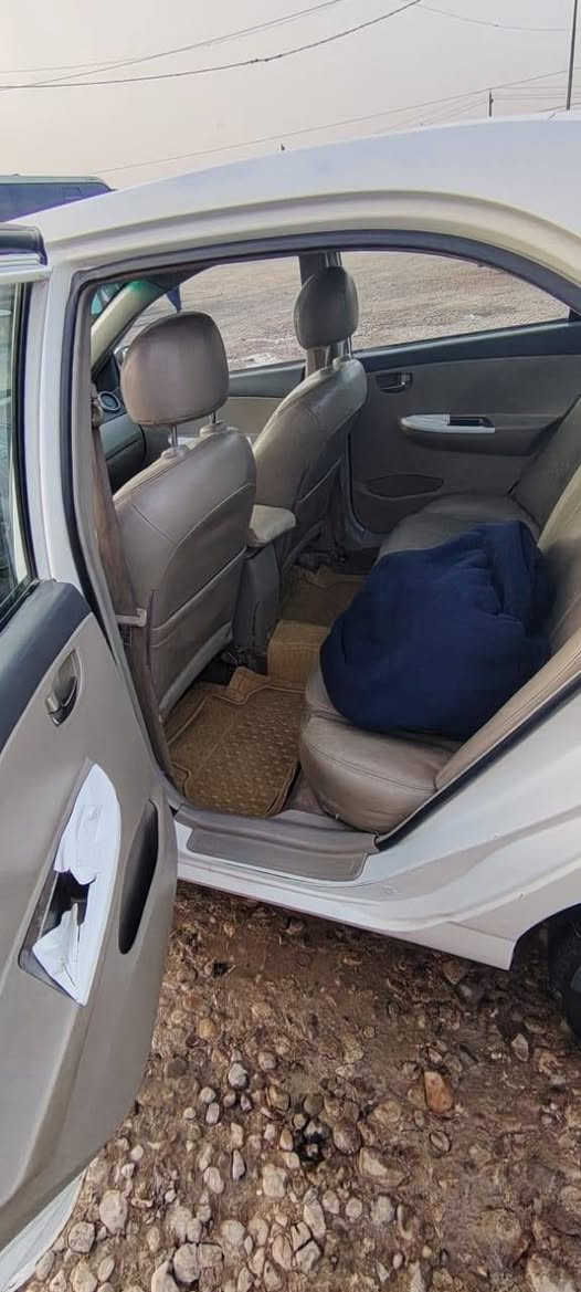 السلام عليكم سياره بي واي دي موديل 2013 مكفولة من مكينه وكير وشاصي بيها شبر بارد ب الباب رقم قادسيه مداور ثاني يوم رقم لجديد سنويه ل 2030 السعر 65 وبيها مجال للشراي مكاني الديوانية قضاء عفك للاستفسار الاتصال ***********
