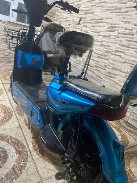 ماطور شحن حجم 14 اخو الجديد 4 بطاريات بشرط جديد سعر 190الف ومجال مكان أربيل ***********
