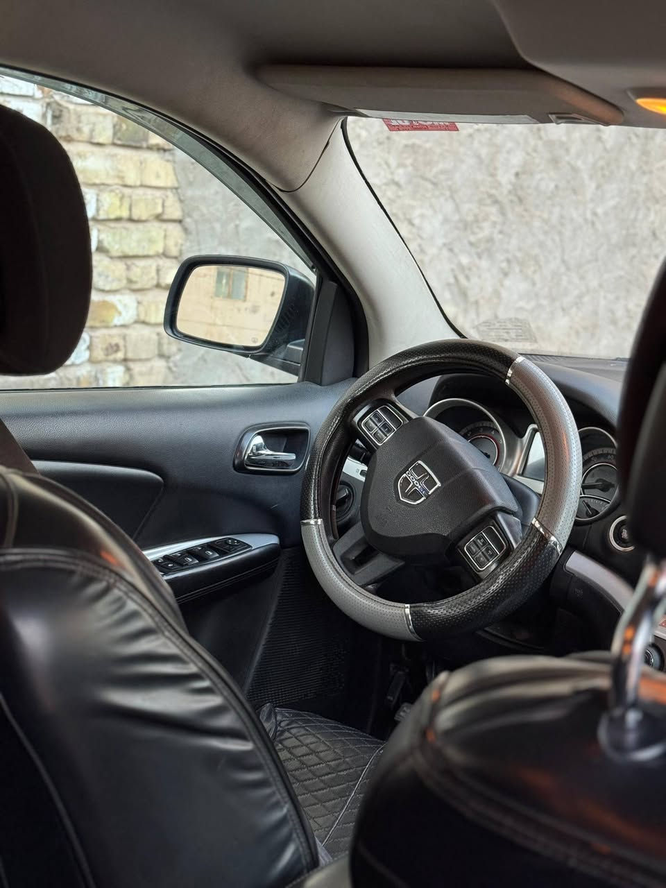 جورني مديل 18
للبيع 
7ركب 
بصمه 
3قطع تبريد 
باسمي تحويل مباشر مكاني نجف
مخابء سريه 
سعرها 130وبيها مجال قليل
اي استفسار هذا رقمي
***********
