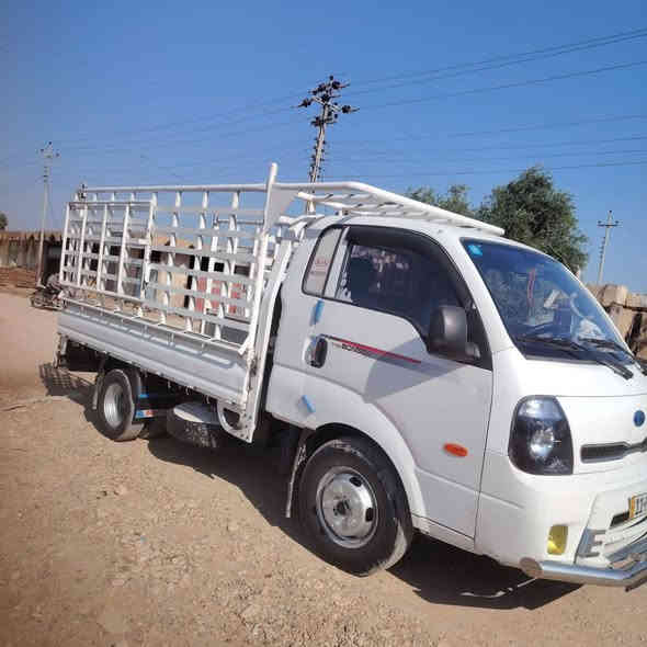 سلام عليكم كيا فحل مسكر موديل 17موصفات 18 سياره خير من الله تخم تاير لاسه تانكي100رقم بغداد انكليزي ميكانيك واحد ع واحد محجر بوري كير ومكينه جدد سياره جاهزه للشغل كبل شرط التحويل السعر135وبيهامجال رقم الهاتف ***********
