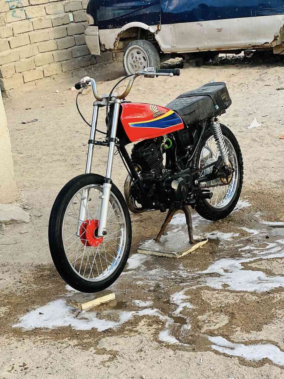 سلام عليكم دراجه انيرجي نضيفه للبيع محرك ما مفتوح دراجه خير من الله وين ما تريد تروح روح بيها دراجه أدوات أدوات سعر 450باقي تفاصيل تصل وتساب رصيد ***********
