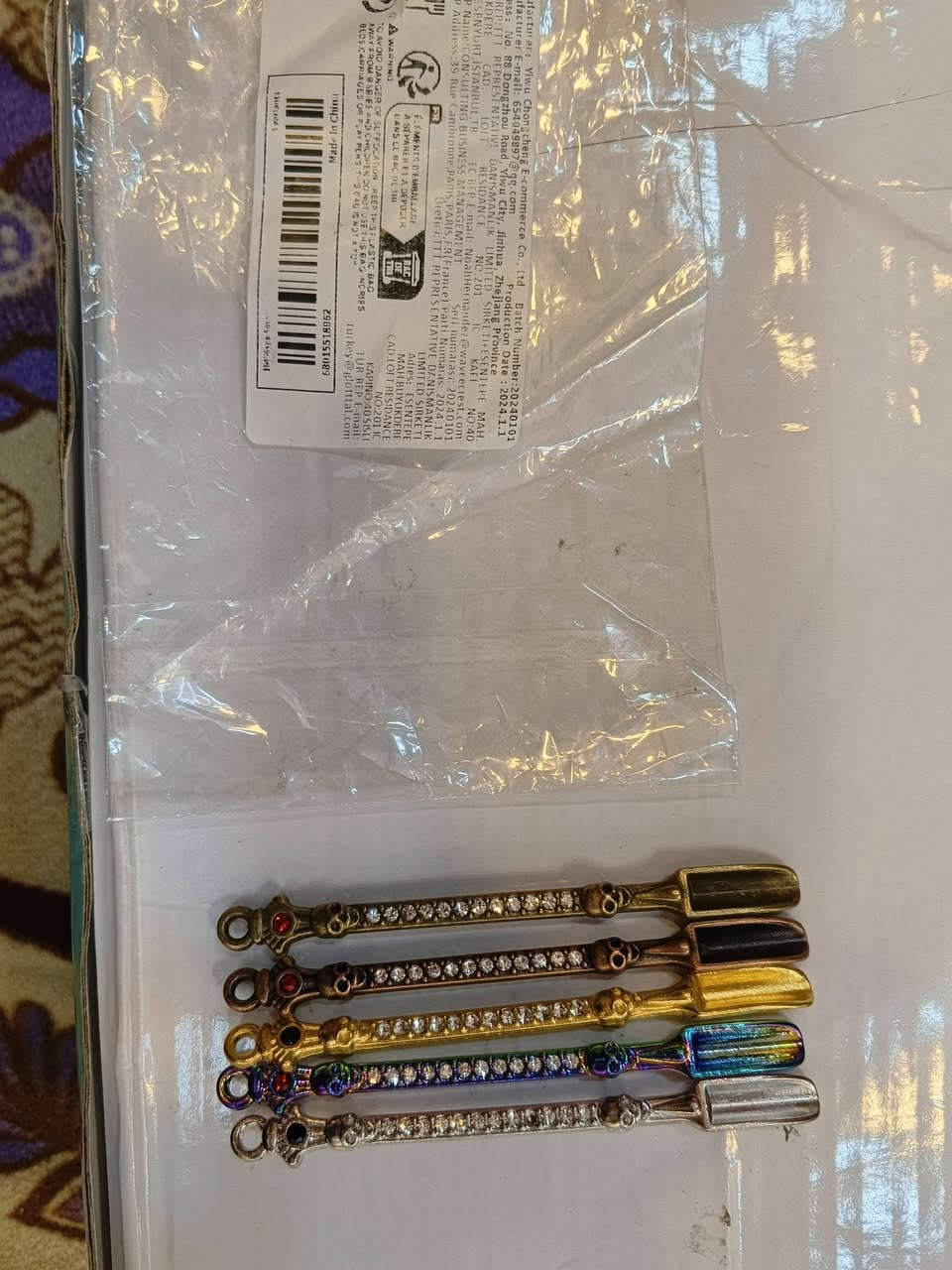 السلام عليكم عندي هاي القطع انتيكات.
حلوة حط سعر وادخلك خاص.؟


**إذا كنت صاحب هذا الإعلان وتريد حذفه لأي سبب، رجاءا أرسل رسالة إلى الدعم الفني**