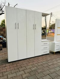 ناونيشان سليماني • دواليب