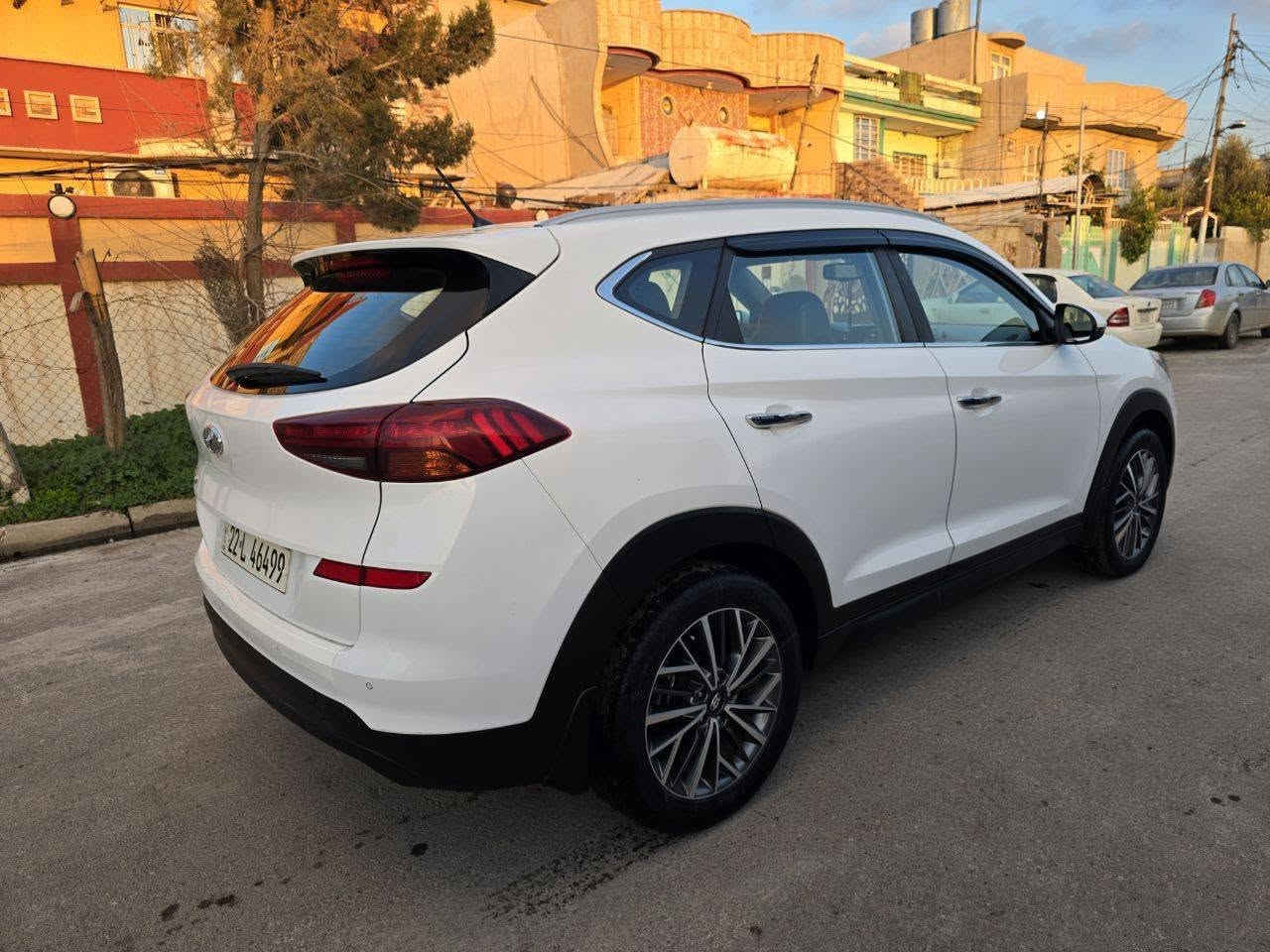 للبيع
سعر 195$
توكسن موديل 2019 وارد كوري
 زعنفة هندبريك بلرجل 
ماشية 151 ألف كم
محرك ٤سلندر دوش مامفتوح كير اوتوماتيك شرط المحرك والكير 
رقم اربيل دولي رقم وهزة وسنويه جديد بأسمي شرط التحويل 
بيها كوبون بانزين ⛽️
🚫بدون ضرر بدون صبغ 
شوية بارد بقبغ الصندوك  يم العلامة 
مواصفات 
بصمة تشغيل مع بصمة ابواب 
مري شفط اشاير بلمري
 شاشه كبيرة كامرا حساسات امامي خلفي 
٣ انظمة قيادة 
تبريد قطعتين ثللللج ❄️
كشن كهرب تحكمات ستيرن بردا خلفية  
5ويل كروم  يدات نيكل
 ليدات  لايت ليد 
شحن واير ليس 
موصل الايسر 
***********
***********
