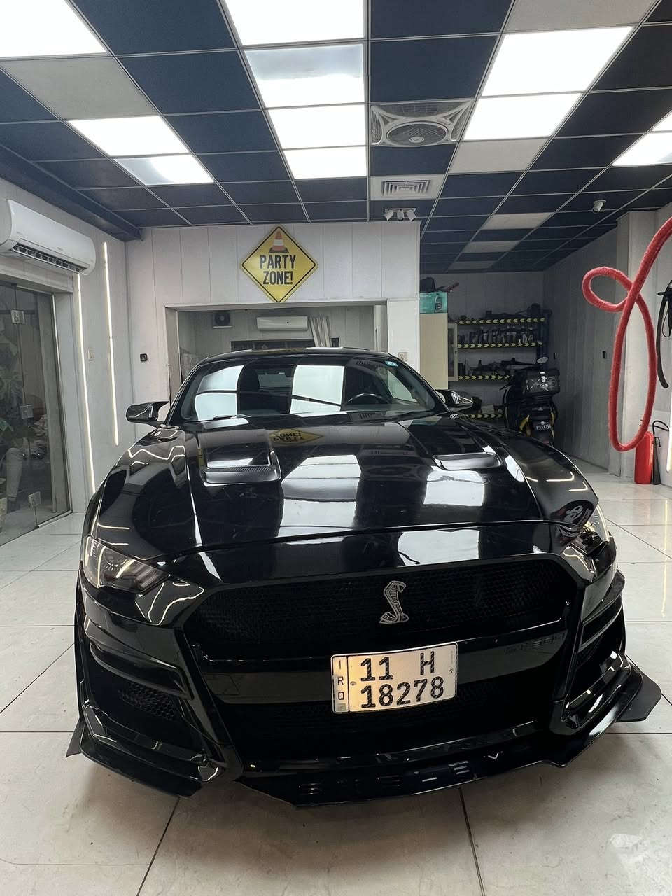 السلام عليكم شباب
للبيع موستنك 18ايكو بوست 
كير 10نمر 
حادثها سرقه واضحه بصور بدون ايرباك
محدث بجم شلبي 
وهنا بلعراق صبغت بيها داير مال جاملغات الخلفيه بسبب شخوط
السياره جاهزة مناقصها شي كير مكينه تبريد خير من الله
عارضها ب137 وبيها مجال
مكاني بغداد 
***********
موجود واتساب واتصال التعجبه السياره يدلل
