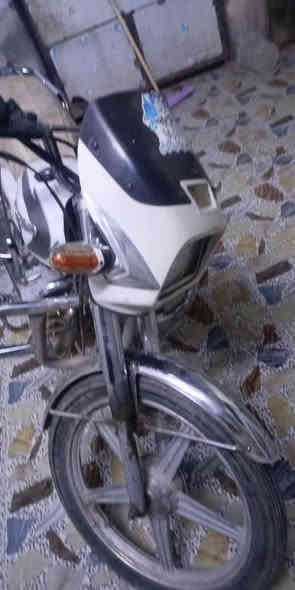 ماطور لبيع سريع 300وبيهه مجال نضيف بلشرط موديل 19ومستعجل عليه العنوان واحد حزيران ***********
