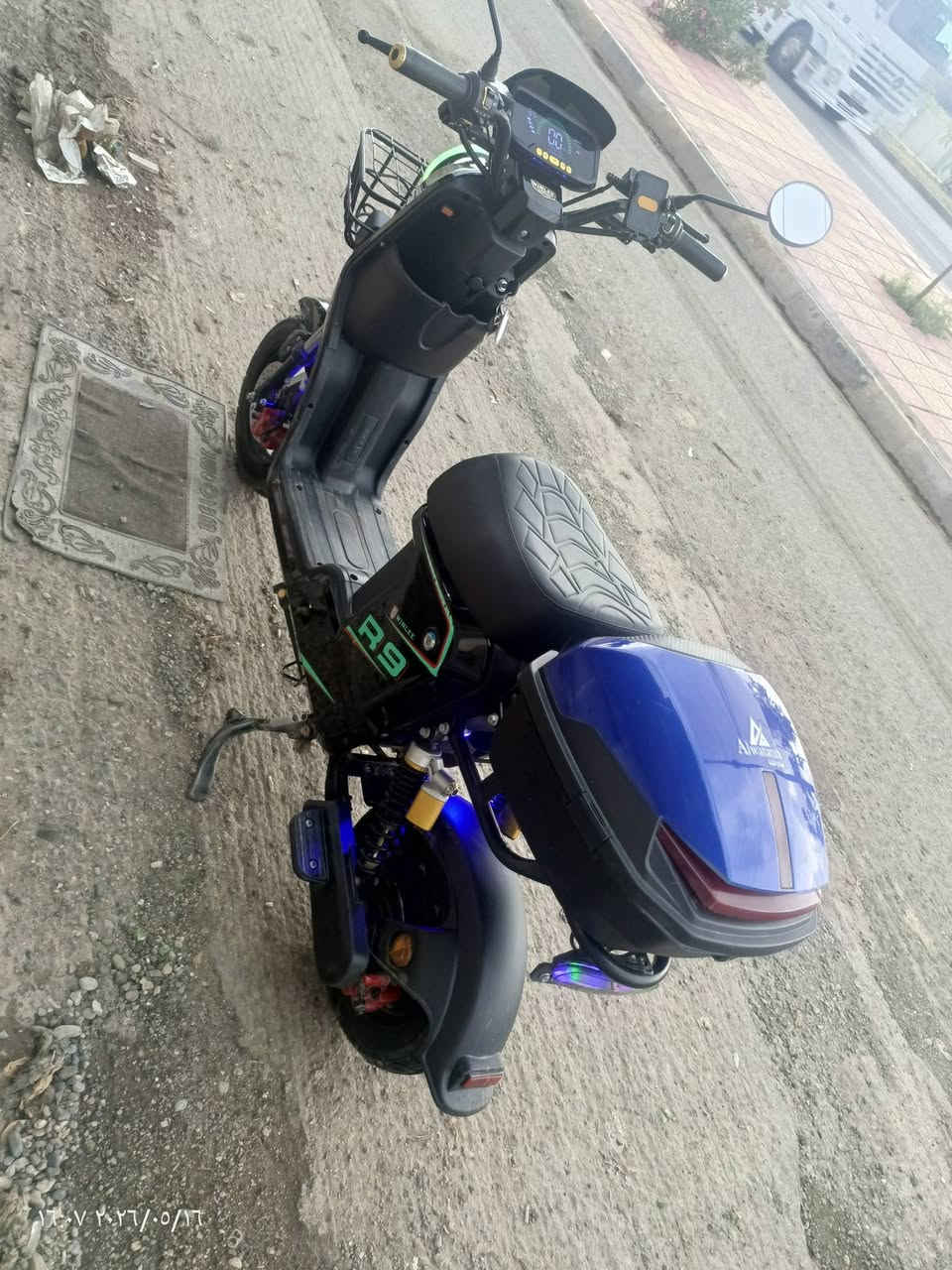 ماطور شحن للبيع ار 9 ملف 2000 مواصفات معروفه 
السعر 400 وفي مجال للطيبين للاستفسار رقم ***********
او على الخاص
