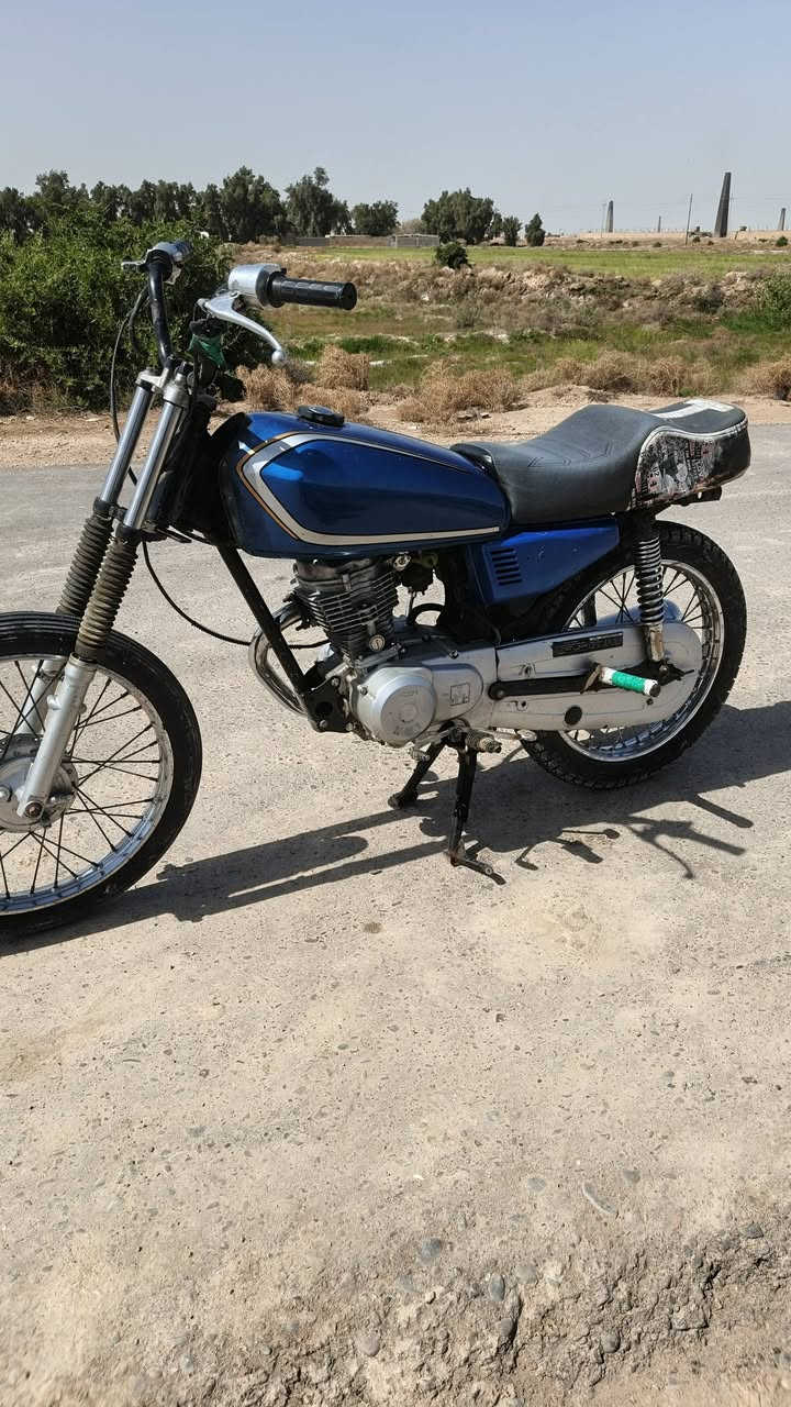 سلام عليكم دراجه يرانيه بدون نضيفه السعر 300وبيه مجال نهر سعد السفسار ***********
