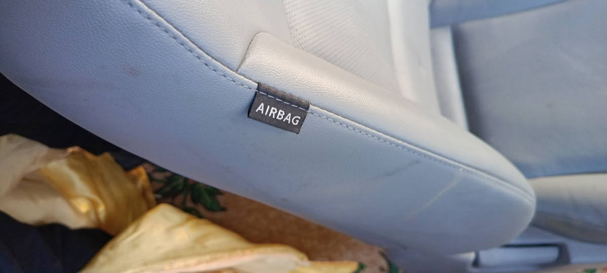 السلام عليكم هذا ستاركس للبيع مكان ببغداد سعر مناسب الاتصال على الرقم كله جديد مال حاويه***********
