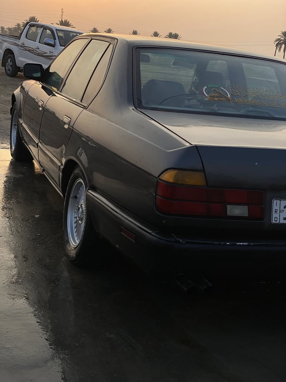 السلام عليكم 730للبيع او مرواوس  ب 500السياره جديده بمعنى الكلمه كير مكينه حداديه كله جديد كهربائيات كلها شغاله تخم تاير بيها ادامه كامله للمكينه   سعر 60 ***********
