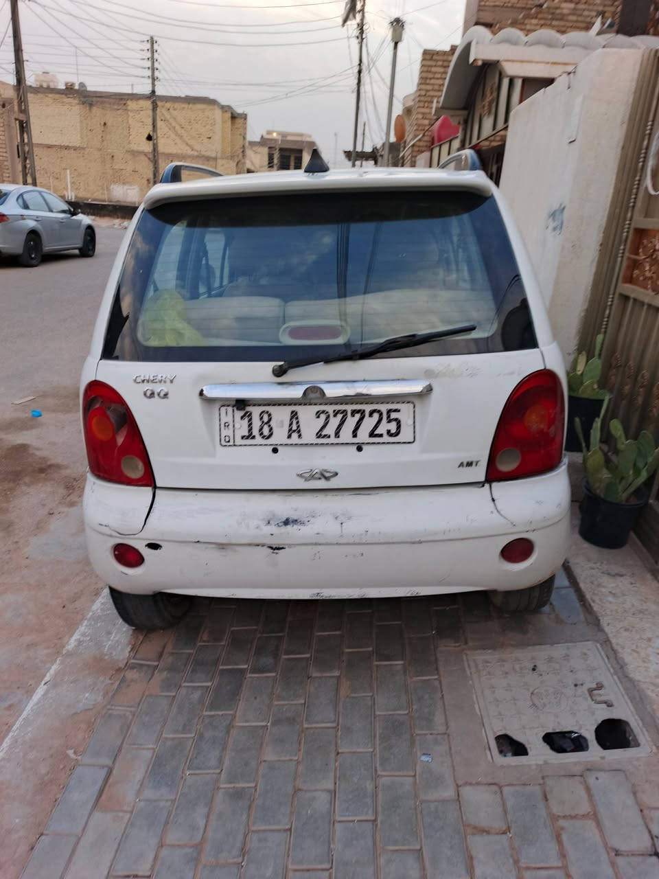 للبيع كيو كيو  موديل ٢٠١٣   مكينه كير خير من الله كير اوتماتيك تبريد ثلج حدايه خير من الله كهربايات كله شغاله شاشه جديده  تخم تاير جديد رقم بابل انكليزي   اسعر١٨ وبيه مجال حك الجيه للاستفسار اتصل***********  العنوان كربلاء
