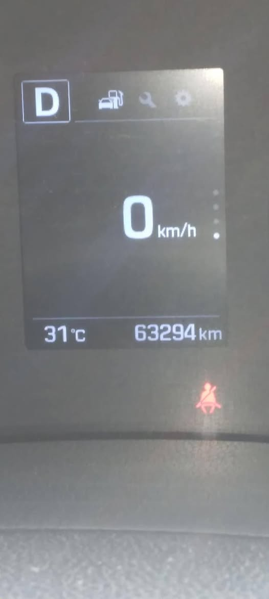 السلام عليكم 
توكسان 2018 
رقم اربيل بسمنا مجدد جديد 
ماشيه 63 بدون ضرر بس كارت بل سقف ماشر بل صوره كلش قليل 
السعر 190 للبيع او مراوس حسب قناعه 
رقم موبايل ***********
