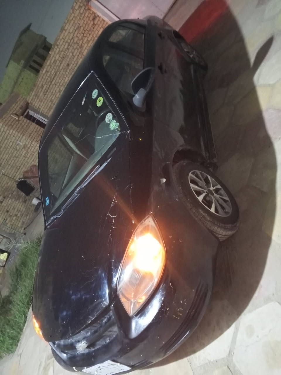 للبيع كوبلت 2007 رقم بغداد باسمي سنويه ل 27 مكينه وكير جدد اوتوماتيك جاملغ وصبغ حزام فقط كهربائيات كلها شغاله تخم تاير جديد حداديه جديده سياره جاهزه كل نقص ما بيها السعر 35 وبيها مجال مكان السياره ناصريه مركز المدينه مكلف بالنشر الشراي يتصل على الرقم فقط لا حد يعلق رجاء***********
