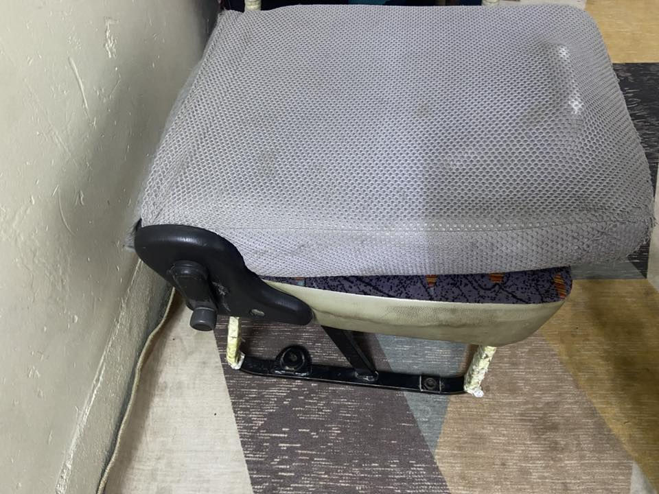 سلام عليكم بوشيه مال نيسان عاليه قماش ياباني 35  وكشن مال نيسان عاليه قلاب الي يم باب السلايت ابو اليده السوده 125 مكاني بغداد ***********
