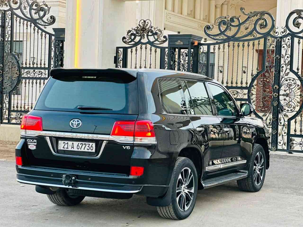 لاندكروز 2021 كراند تورنك ساز اصليه ماشية 85 الف فقط سيارة كلش جديدة بيها فقط بارد بلهلال مال جاملغ الخلفي وممبين باقي السيارة كفالة السونار مرفق بلمنشور مكاني بسماية /بغداد السعر 560 وبيها مجال رقم سليمانيه تحويل او وكالة
***********
