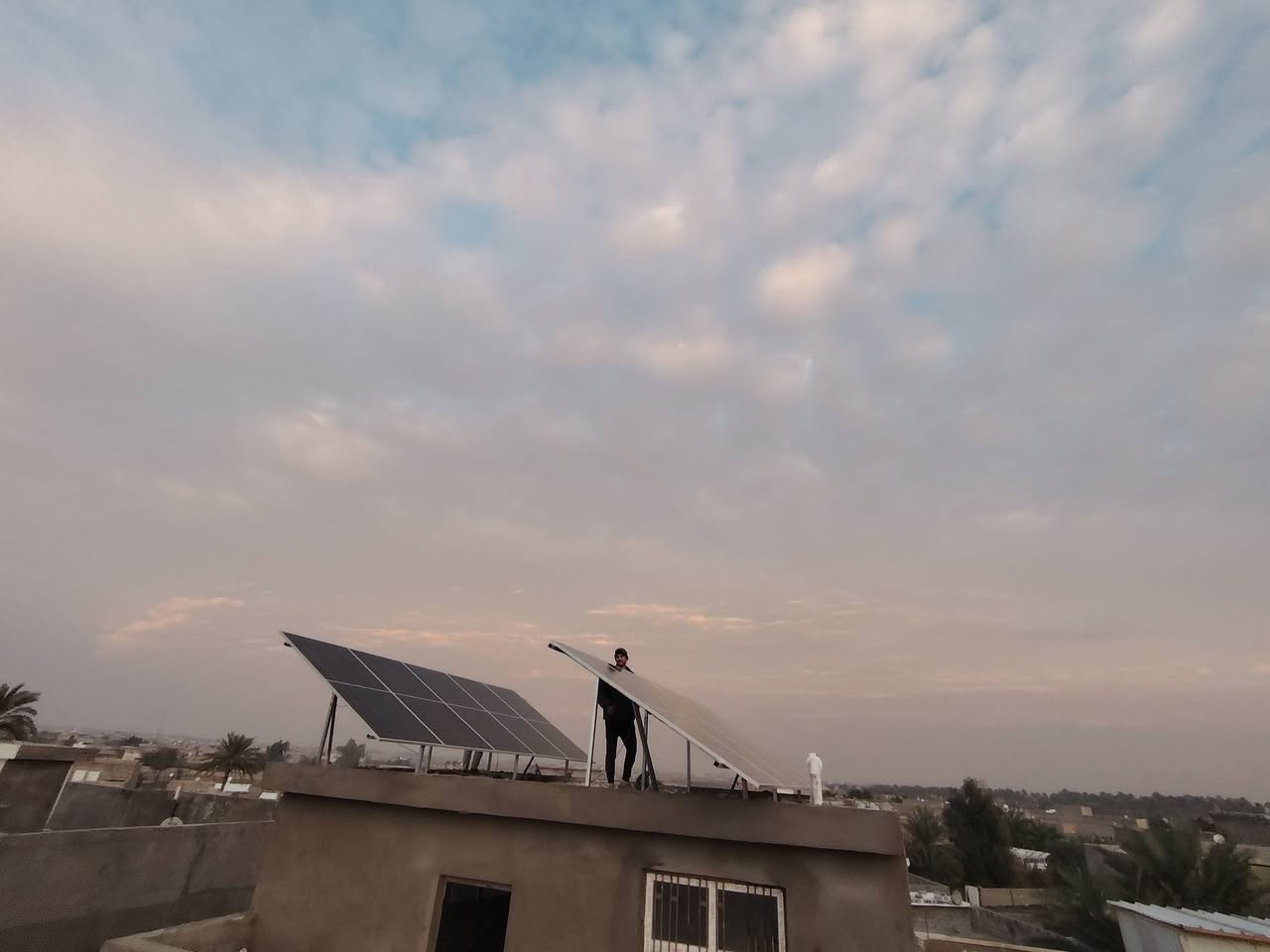 الحمدلله 🤲

منظومه رقم (100) 

تنصيب منظومه الطاقه الشمسيه في بعقوبه
الاستفسار
*********** استاذ سيف حامد
