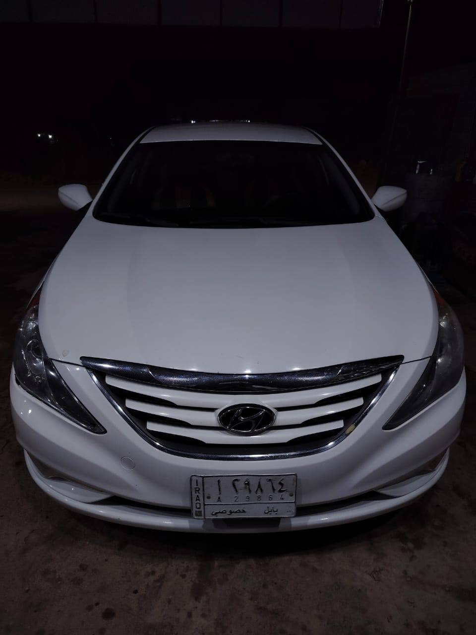 سوناتا للبيع موديل2014  وارد  امريكي حادثها جاملغ امامي ومبدل بدون اي ايرباك كل سليم وبيها مكانات صبغ بدون اي حادث والاستفسار أكثر اتصل وتدلال مكينه وكير على وضع الشركه لك استندر السياره مامتعوبه والتبريد والحداديه جديد السياره مامتعوبه مال بيت السعر 107وبي مجال سنويه ماصقطه  /*********** كربلاء, العراق
