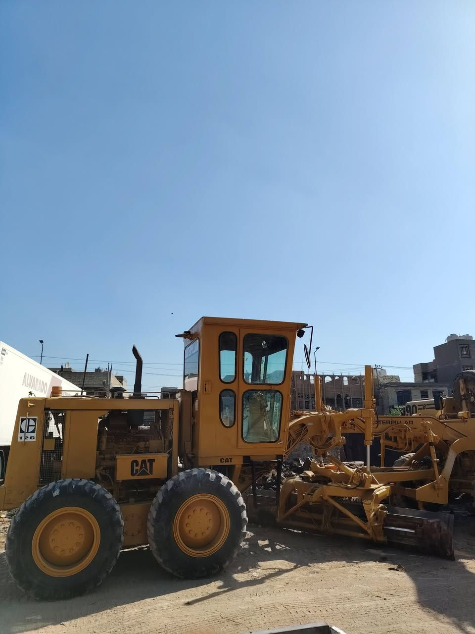 السلام عليكم جريدر كتر جي 12 موديل 79 مكينه بلاديه باسمي رقم واسط الاستفسار على هذا الرقم ***********
