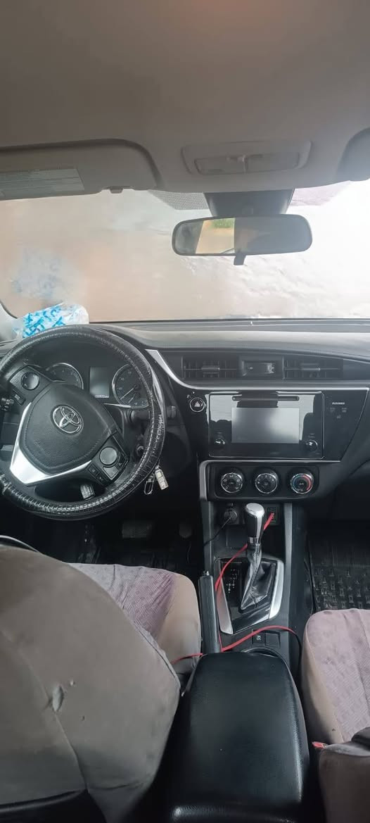 كورلا موديل ٢٠١٧ لون نفطي سنويه جديده بأسمي مكفول من الصبغ والبارد الايرباك سليم والضرر كلش بسيط ماشية ١٦٠ ميل المكان ديالى شهربان السعر ١٣٥ وبيه مجال مكلف بالنشر رقم صاحب السيارة  
‭٠٧٧٢ ٨٢٠ ١٠٠٢ المقدادية, ديالى
