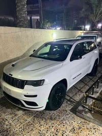 ‏جيب لاريدو موديل 21اس  فول مواصفات عدى راد أمامي وعد جاك ات سيارة بغد...